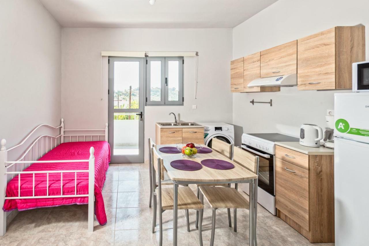 Paulsia Apartments Psinthos Ngoại thất bức ảnh