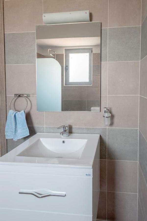 Paulsia Apartments Psinthos Ngoại thất bức ảnh